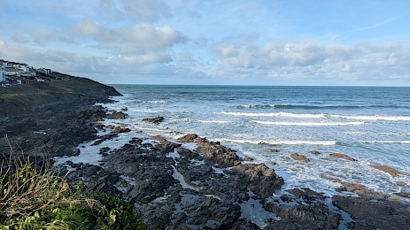 Looking down on the rocks at South Fistral from the South West Coastal path.
